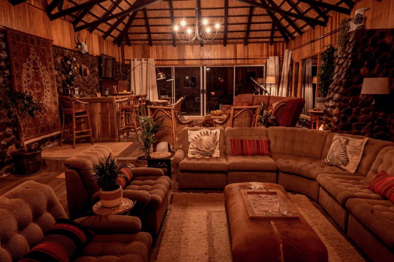 Kukummi Lodge - Formerly Mackaya Bella Country Lodge Champagne Valley Buitenkant foto